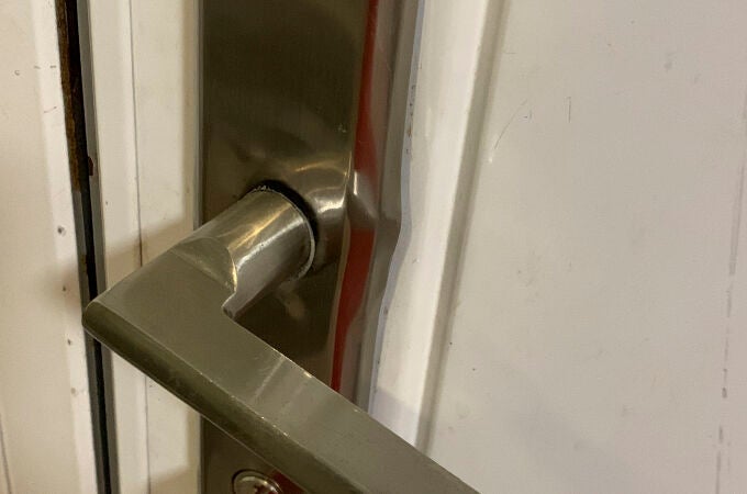 Luchar contra la okupación a golpes (de talonario)