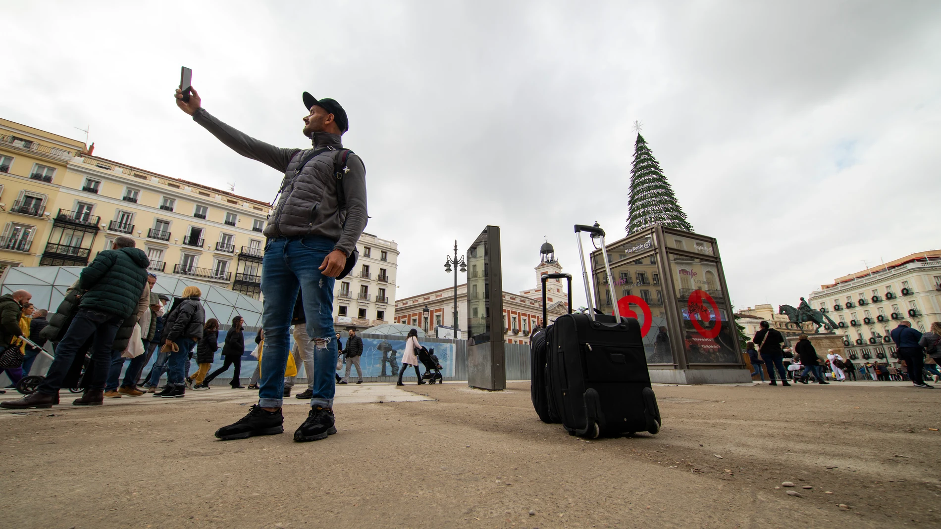 La Puerta del Sol, en obras antes de la celebración de las campanadas