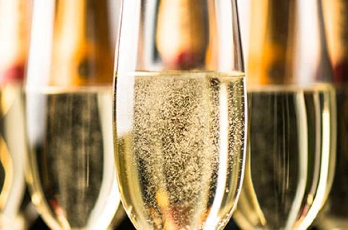 Rueda, expectante ante un posible boicot al cava catalán por la amnistía