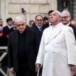 El Papa Francisco, ayer, durante la celebración de la misa por la Inmaculada Concepción
