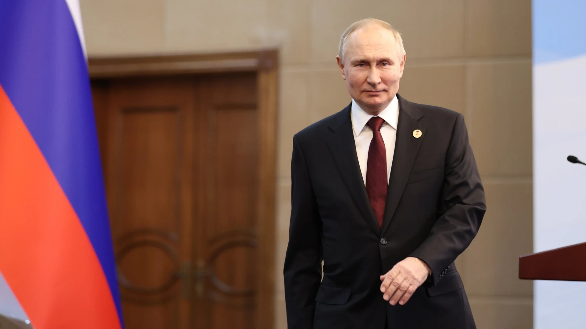 El presidente ruso Vladimir Putin durante su rueda de prensa en Bishkek, Kiriguistán