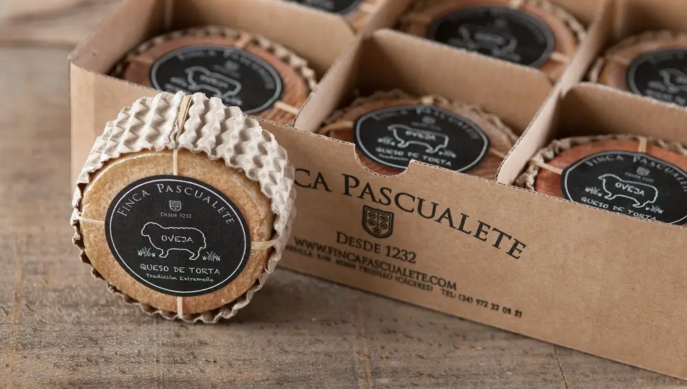 Los quesos de Finca Pascualete los elabora Juan Figueroa, nieto de la condesa de Romanones, con mimo y mucho gusto
