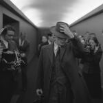 Imagen cedida por Universal Pictures en la que aparece Cillian Murphy interpretando a Robert Oppenheimer