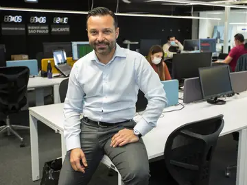 Ángel Pineda, CEO de Orizon, en su sede en Alicante Ángel Pineda, CEO de Orizon, en su sede en Alicante