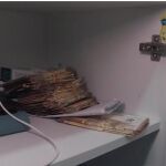 Los agentes intervinieron abundante dinero en efectivo