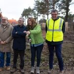 El secretario de Estado de Medio Ambiente, Hugo Morán, visita junto a la delegada del Gobierno, Virginia Barcones, las obras que el Gobierno realiza para construir una nueva base de la Brigada de Refuerzo de Incendios Forestales (BRIF) en Lubia.