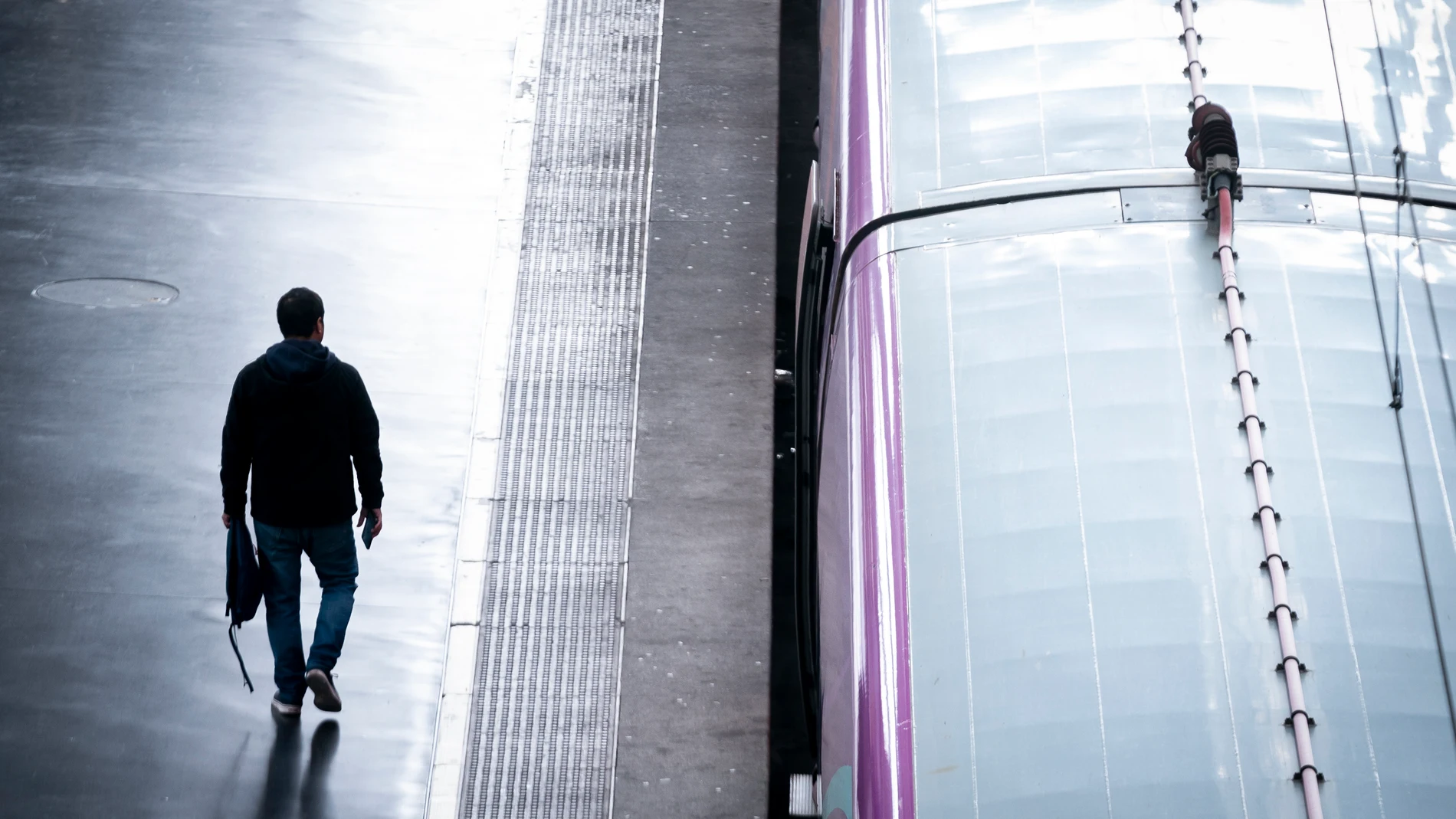 Barcelona se queda solo con la conexión a París