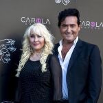 Carlos Marín y Geraldine Larrosa Innocence