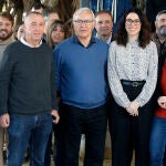 La vicepresidenta del Consell, Aitana Mas, presenta su candidatura a las primarias de Compromís de 2023. En la imagen, junto a Joan Ribó, Joan Baldoví , Enric Morera, Papi Robles e Isaura Navarro, entre otros.