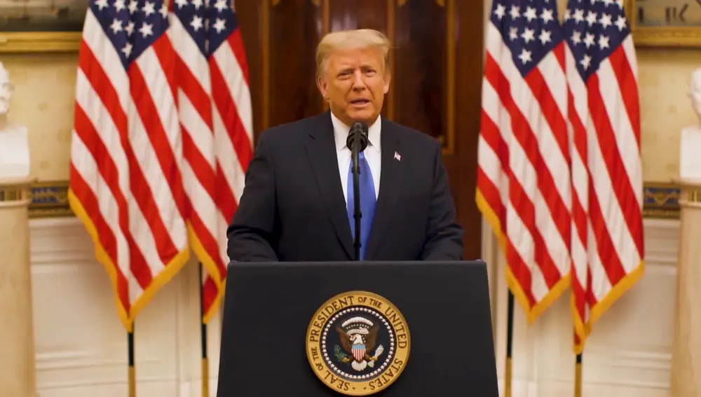 El comité que investiga el asalto al Capitolio recomienda presentar cargos contra Trump