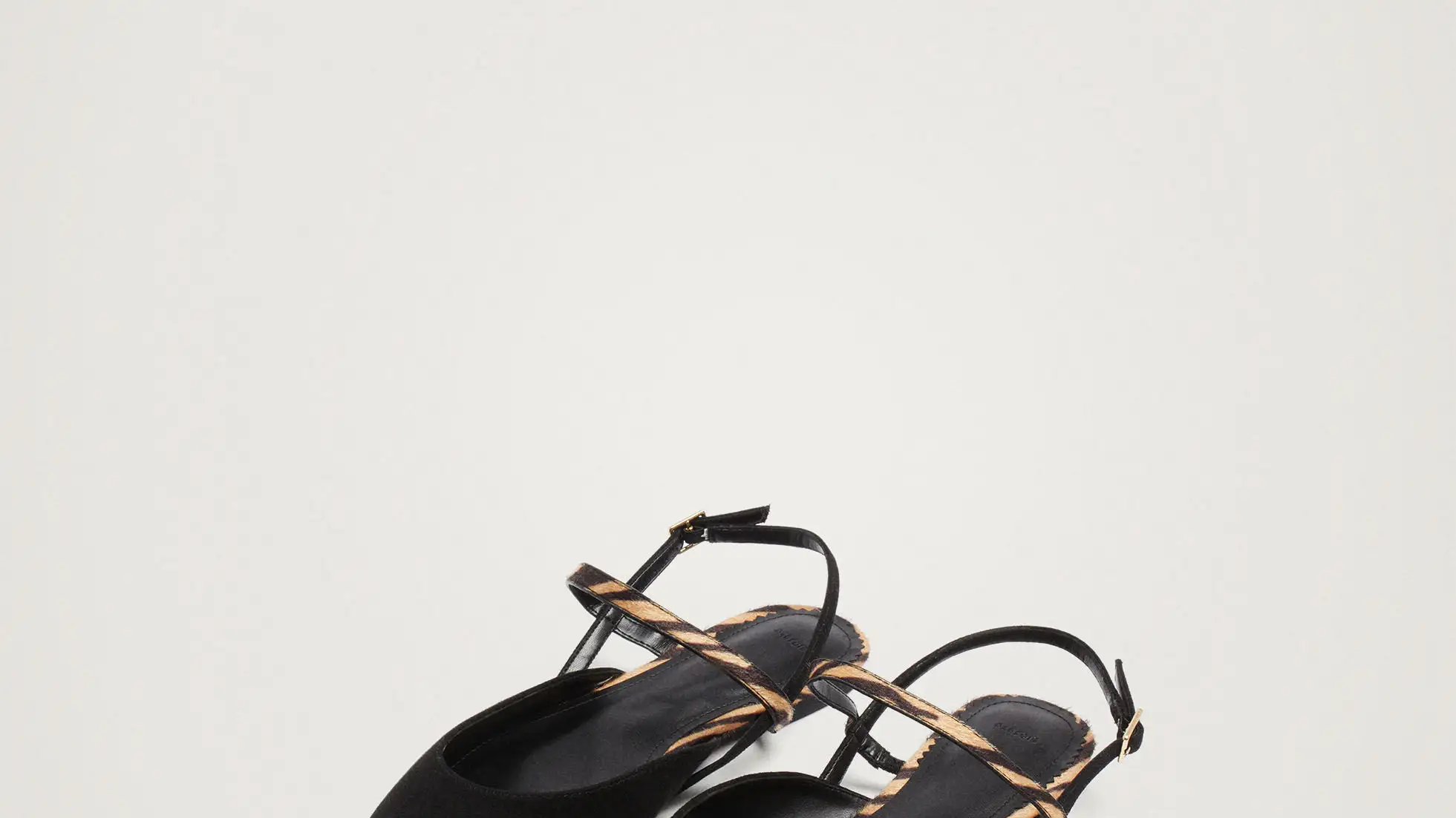 Zapato plano destaponado pelo, de Parfois