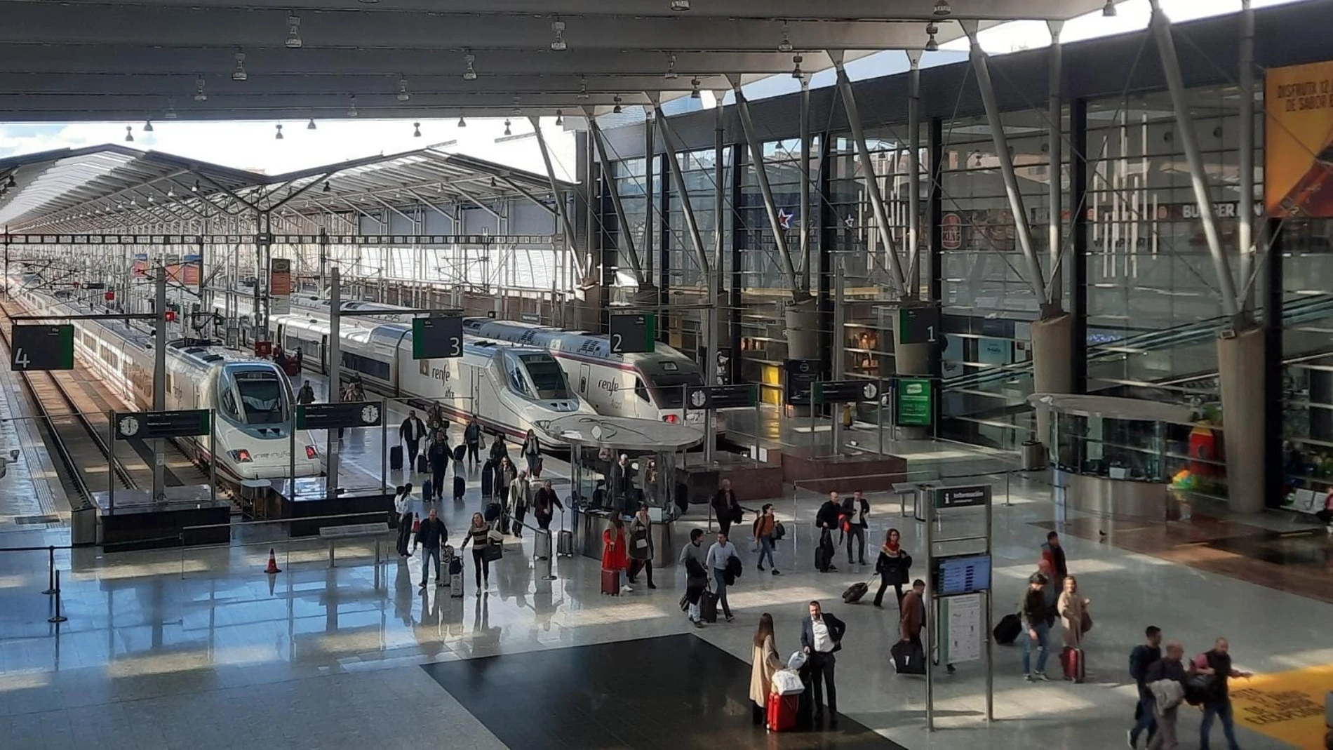 AVE en la estación de tren María Zambrano de Málaga. RENFE