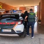 El detenido ha sido denunciado por sus vecinos