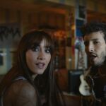 Aitana y Sebastián Yatra en un fotograma de su videoclip 'Las dudas'