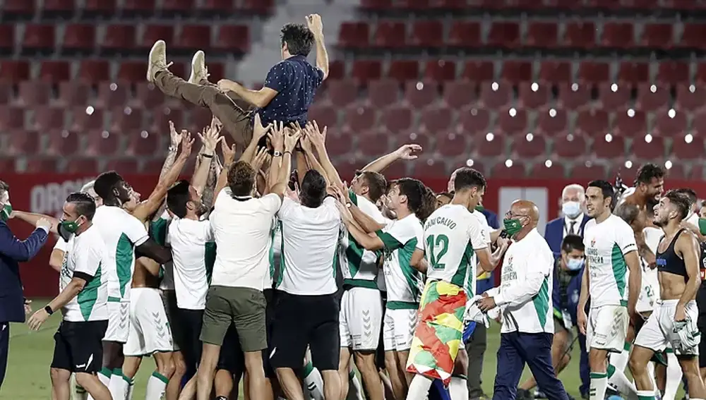 La celebración del ascenso con el Elche