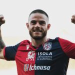 Nahitan Nández con el Cagliari.