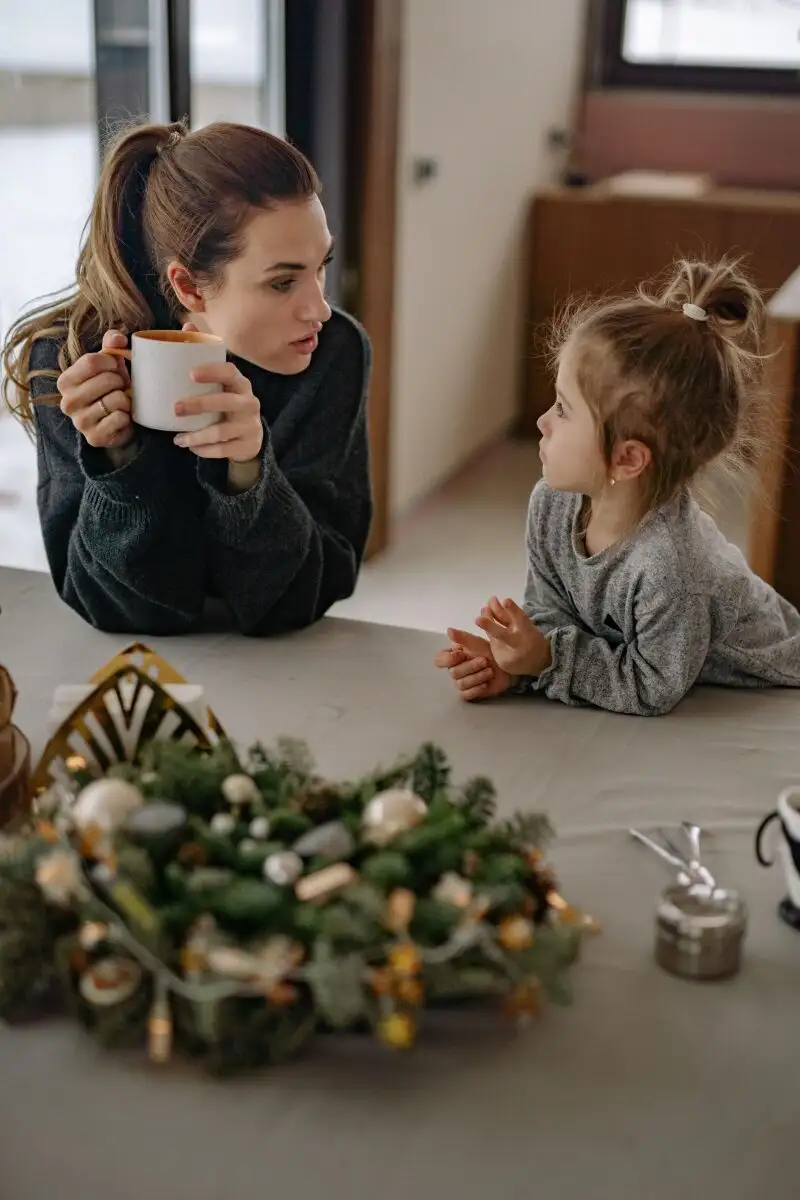 Muchos padres no saben qué responder cuando sus hijos les piden probar el café | Fuente: Yan Kruaku / Pexels