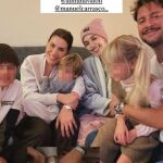 Manuel Carrasco y Almudena Navalón visitan a Elena Huelva