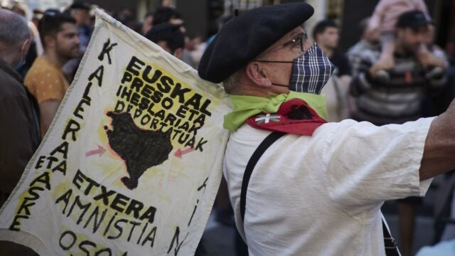 Manifestación convocada en Pamplona por EH Bildu a favor de los presos de ETA con motivo del Aberri Eguna el pasado abril