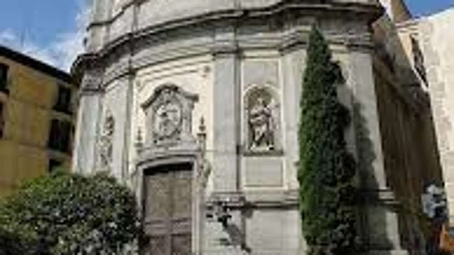 Exterior de la Basílica de San Miguel