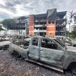 Fotografía de hoy que muestra los destrozos en la Fiscalía Departamental de Santa Cruz a raíz de las protestas contra la detención del gobernador de esta región, Luis Fernando Camacho, en Santa Cruz