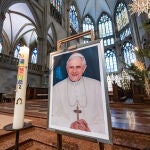 Un retrato de Benedicto en la catedral de Ratisbona