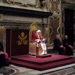 Dirigiéndose a los asistentes a uno de los actos que presidió en la Basílica de San Pedro