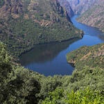 El Duero encañonado desde el mirador de Rupitín en Aldeadávila. Arribes del Duero