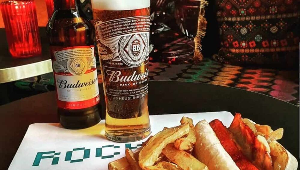 En este local de Madrid puedes comer el menú de Macaulay Culkin en ...