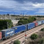 Trenes en el Puerto de València