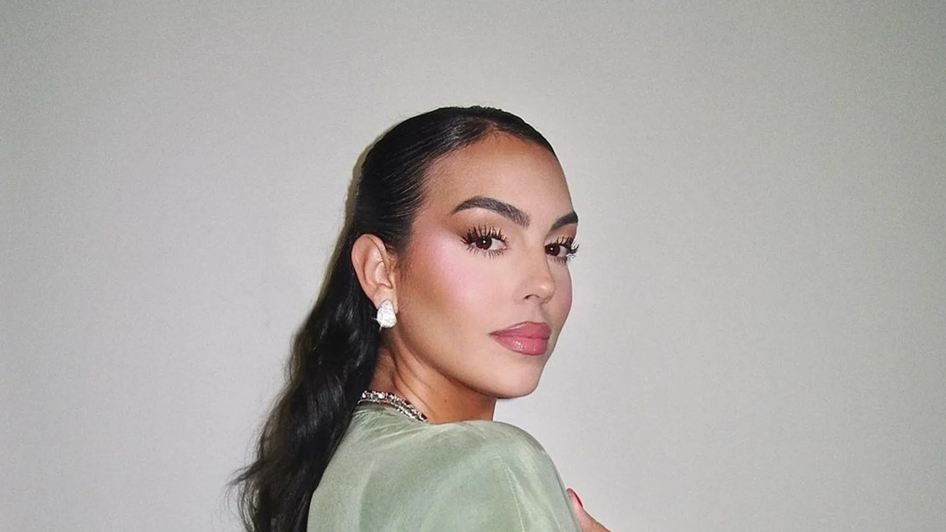 Georgina Rodríguez con vestido de tul para dar la bienvenida al 2023