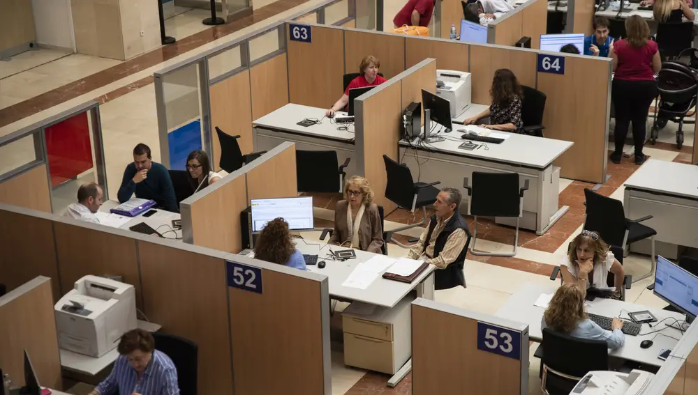 Los técnicos de Hacienda denuncian la falta de expertos tributarios para la Renta 2022