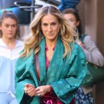 Sarah Jessica Parker inspiración perfecta para invitadas más 50.