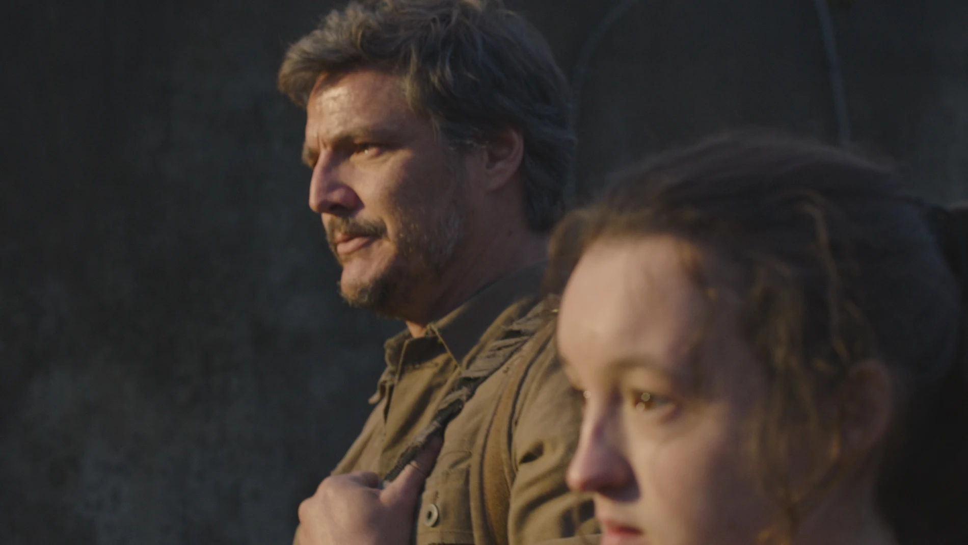 Pedro Pascal (izda.) y Bella Ramsey protagonizan «The Last of Us», adaptación a serie del popular videojuego