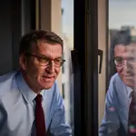 Entrevista con Alberto Núñez Feijóo, presidente del Partido Popular, en su despacho de la calle Génova.
