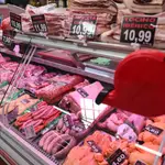 Vista de los precios en el mercado de El Fontán de Oviedo