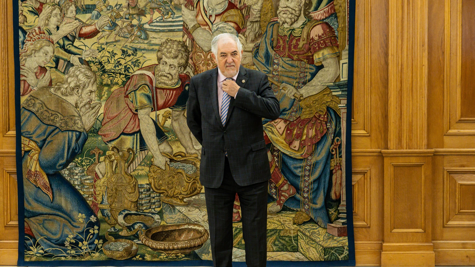 El nuevo presidente del Tribunal Constitucional (TC), Cándido Conde-Pumpido, en Zarzuela antes de su audiencia con Felipe VI