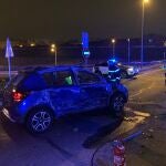 Uno de los vehículos involucrados en la colisión en la rotonda de la M-40 con Vía Lusitana