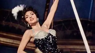 Gina Lollobrigida compartió reparto con Burt Lancaster y Tony Curtis en El trapecio Gina Lollobrigida compartió reparto con Burt Lancaster y Tony Curtis en El trapecio