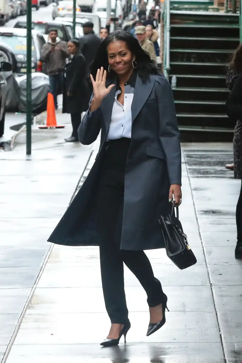 Michelle Obama con look de oficina por las calles de NYC