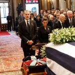 Los Reyes Felipe VI y Letizia, ante los restos mortales de Constantino de Grecia