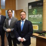 Alberto Alonso, director general de Feria de Valladolid; Ignacio Mucientes, decano del Colegio Oficial de Ingenieros Agrónomos de Castilla y León y Cantabria; y Máximo Gómez, director de Agro 21 Comunicación; y Donaciano Dujo, líder de Asaja en Castilla y León durante la presentación de Agraria