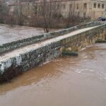 Río Arlanza a su paso por Palacios de la Sierra, en Burgos