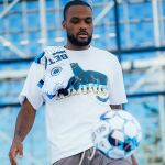 Cyle Larin con el Brujas