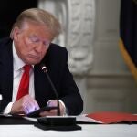 El expresidente Donald Trump aún defiende que hubro fraude electoral en 2020