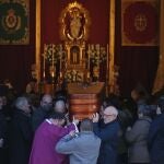 A la una de la tarde comenzó el funeral del sacristán Diego Valencia asesinado. Europa Press
