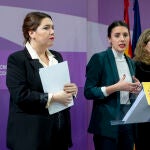 La ministra de Igualdad, Irene Montero, ofrece una rueda de prensa para tratar los últimos asesinatos machistas del mes de enero en el Ministerio de Igualdad