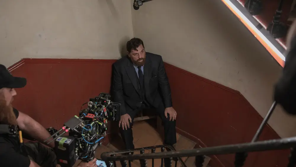 Hovik Keuchkerian es el coprotagonista