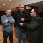 La Alianza UPA-COAG celebran una asamblea con afiliados en Palencia El secretario regional de UPA, Aurelio González; el coordinador regional de COAG, Lorenzo Ribera; el presidente de COAG Palencia, David Tejerina; y el miembro de la ejecutiva de UPA, Raúl Azpeleta, participan en la asamblea con los afiliados para abordar las novedades de la PAC y las elecciones a representatividad agraria