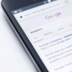 El creador de Gmail piensa que la IA llevará a Google a “destruir la parte más importante de su negocio” en dos años.